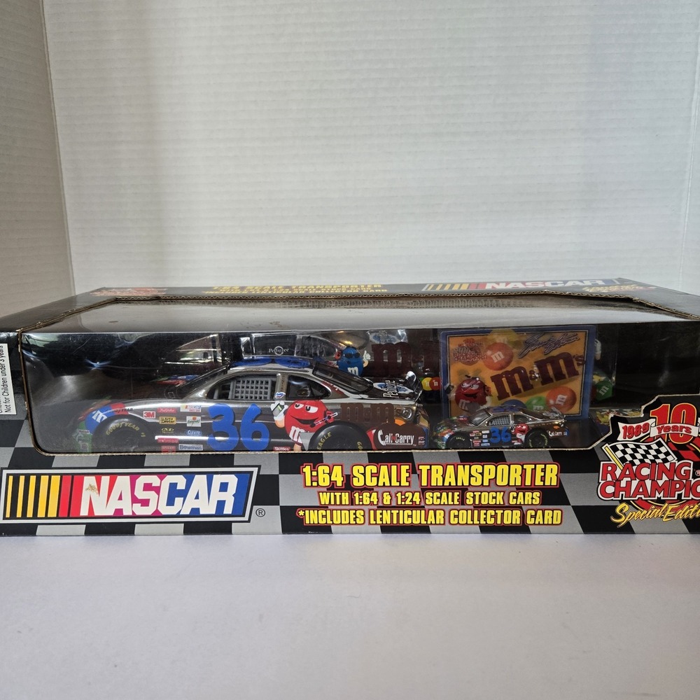 1999- M&Ms NASCAR-RACING CHAMPIONS- ERNIE IRVAN #36/ TRANSPORTER 1:64/1:24 CAR‎